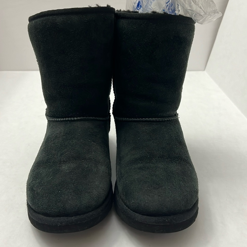 Ugh by Australia size 6